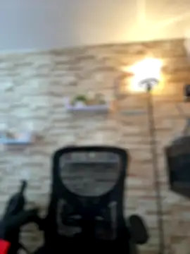  Abril-Office1 online show from 10-01-25, 03:05