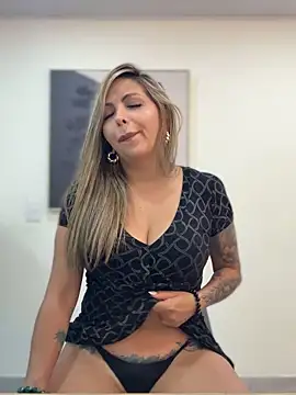  Abril-Office1 online show from 11-20-25, 12:28