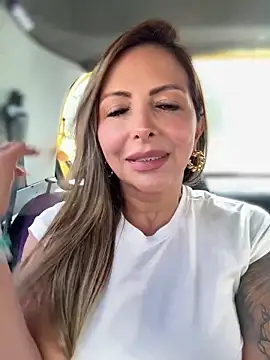  Abril-Office1 online show from 09-26-25, 03:08