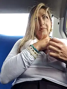  Abril-Office1 online show from 03-04-25, 02:32