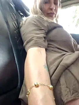  Abril-Office1 online show from 03-05-25, 04:02