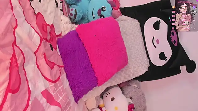 LolaMakenzie online show from 10-17-25, 01:42