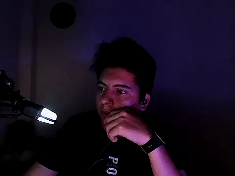 Snapshot of ArtudKing chatting on 03-16-26, 04:09 ArtudKing online show from 03-16-26, 04:09