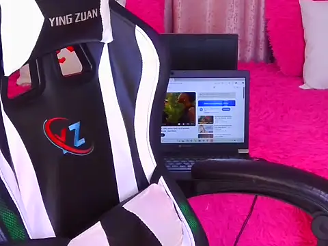 Pretty-shally online show from 09-29-25, 09:31