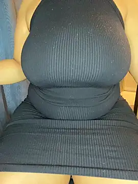 CARAMELGODDESSX23 online show from 09-10-25, 05:17