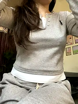 Ruby bear online show from 12-19-25, 03:54