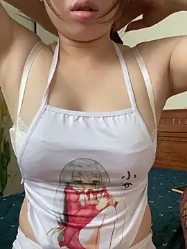 Snapshot of Ruby_bear chatting on 04-01-26, 04:36 Ruby bear online show from 04-01-26, 04:36