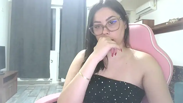 LovelyJulliette online show from 06-01-26, 10:31