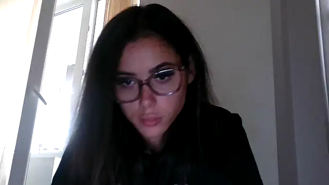 Snapshot of LovelyJulliette chatting on 10-16-25, 11:51 LovelyJulliette online show from 10-16-25, 11:51