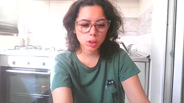 LovelyJulliette online show from 10-25-25, 11:20