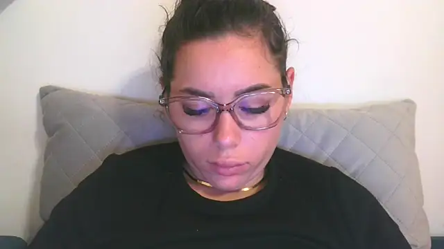 LovelyJulliette online show from 11-26-25, 02:39