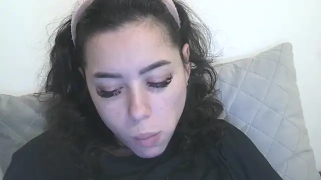 LovelyJulliette online show from 02-01-26, 05:44