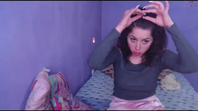 Snapshot of LovelyJulliette chatting on 03-09-25, 03:16 LovelyJulliette online show from 03-09-25, 03:16