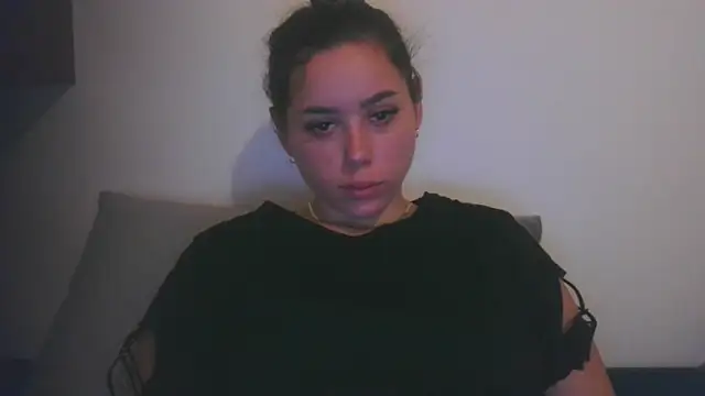 LovelyJulliette online show from 12-01-25, 02:18