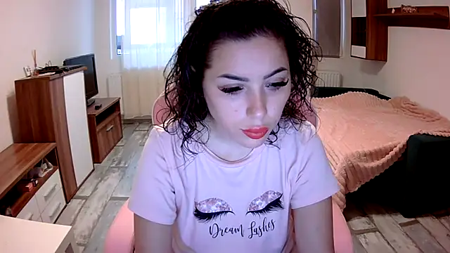 Snapshot of LovelyJulliette chatting on 10-07-25, 12:06 LovelyJulliette online show from 10-07-25, 12:06
