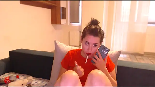 Snapshot of LovelyJulliette chatting on 03-18-25, 03:22 LovelyJulliette online show from 03-18-25, 03:22