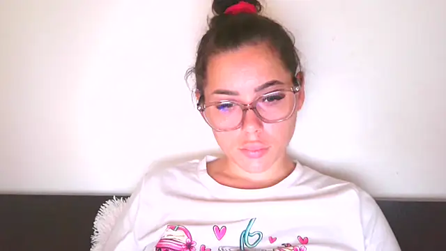 LovelyJulliette online show from 10-24-25, 11:31