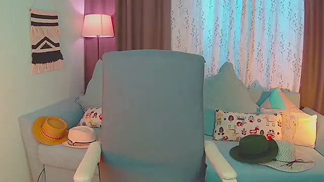 NandiSmile online show from 02-26-25, 09:01