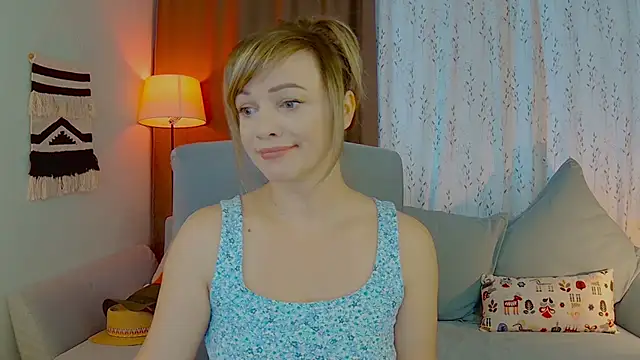 NandiSmile online show from 09-25-25, 06:30