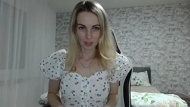 AlissonBia online show from 04-21-26, 08:48
