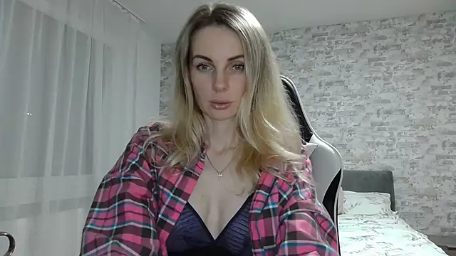 AlissonBia online show from 05-10-26, 09:05