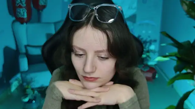 Snapshot of VeliraBraitberg chatting on 02-07-25, 08:11 VeliraBraitberg online show from 02-07-25, 08:11