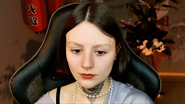 Snapshot of VeliraBraitberg chatting on 03-19-25, 08:12 VeliraBraitberg online show from 03-19-25, 08:12