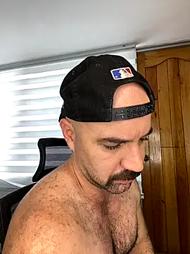 ADONIS ART01 online show from 10-28-25, 03:44