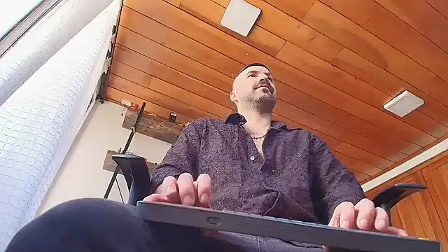 ADONIS ART01 online show from 02-14-26, 05:35