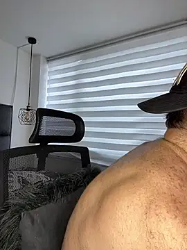 ADONIS ART01 online show from 11-05-25, 02:20