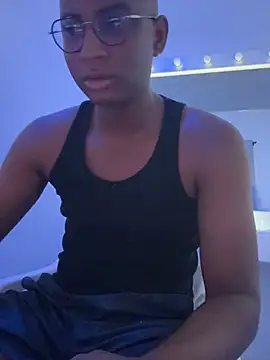 Snapshot of Arwens_bell08 chatting on 02-02-25, 02:48 Arwens bell08 online show from 02-02-25, 02:48