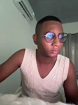 Snapshot of Arwens_bell08 chatting on 02-12-25, 10:26 Arwens bell08 online show from 02-12-25, 10:26