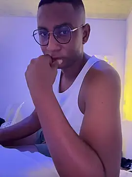 Snapshot of Arwens_bell08 chatting on 01-12-25, 08:47 Arwens bell08 online show from 01-12-25, 08:47