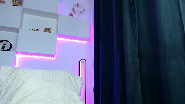 arianatattoos online show from 03-31-26, 06:59