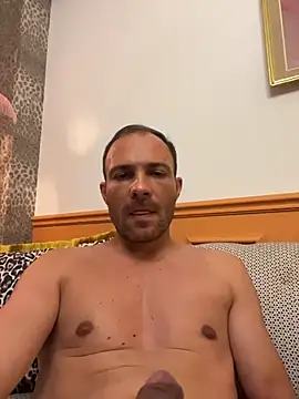 Adventurehotman online show from 06-25-26, 02:20