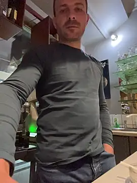 Adventurehotman online show from 05-18-26, 06:45