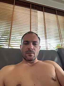 Adventurehotman online show from 08-07-26, 12:33