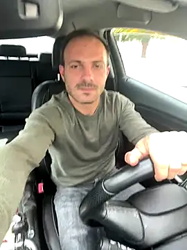 Adventurehotman online show from 10-15-25, 11:18