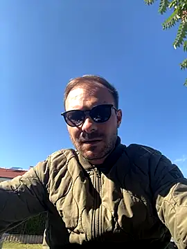 Adventurehotman online show from 10-09-25, 12:28