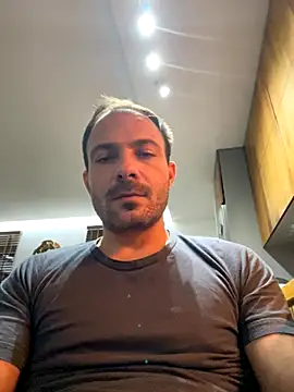 Adventurehotman online show from 09-18-25, 10:02