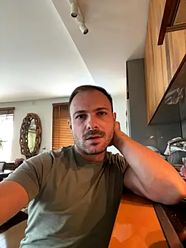 Adventurehotman online show from 09-25-25, 11:16