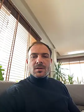 Adventurehotman online show from 10-22-25, 12:37