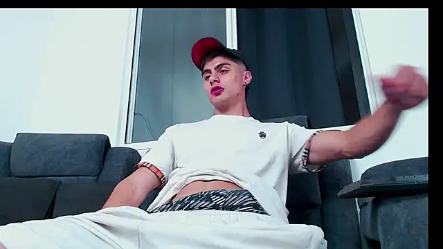 Stiven CL online show from 09-18-25, 03:09