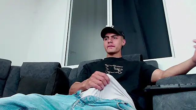 Stiven CL online show from 09-11-25, 01:55