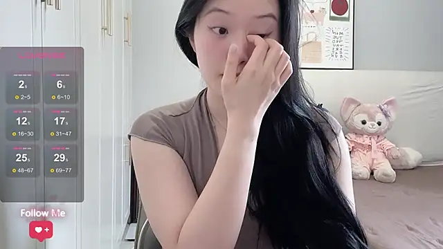 Snapshot of rose-u chatting on 05-27-26, 12:20 rose-u online show from 05-27-26, 12:20