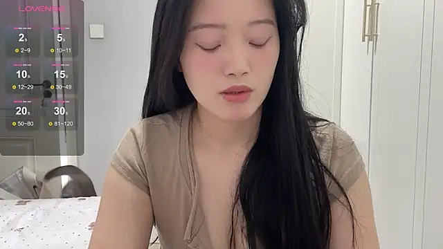 rose-u online show from 10-31-25, 01:35