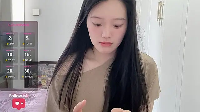 Snapshot of rose-u chatting on 03-29-26, 01:18 rose-u online show from 03-29-26, 01:18