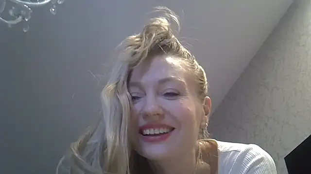 ZarinaSwift online show from 04-07-26, 11:01