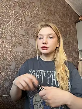 AmmyHot online show from 11-28-25, 04:12