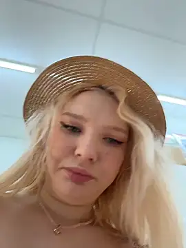 AmmyHot online show from 03-17-26, 02:14